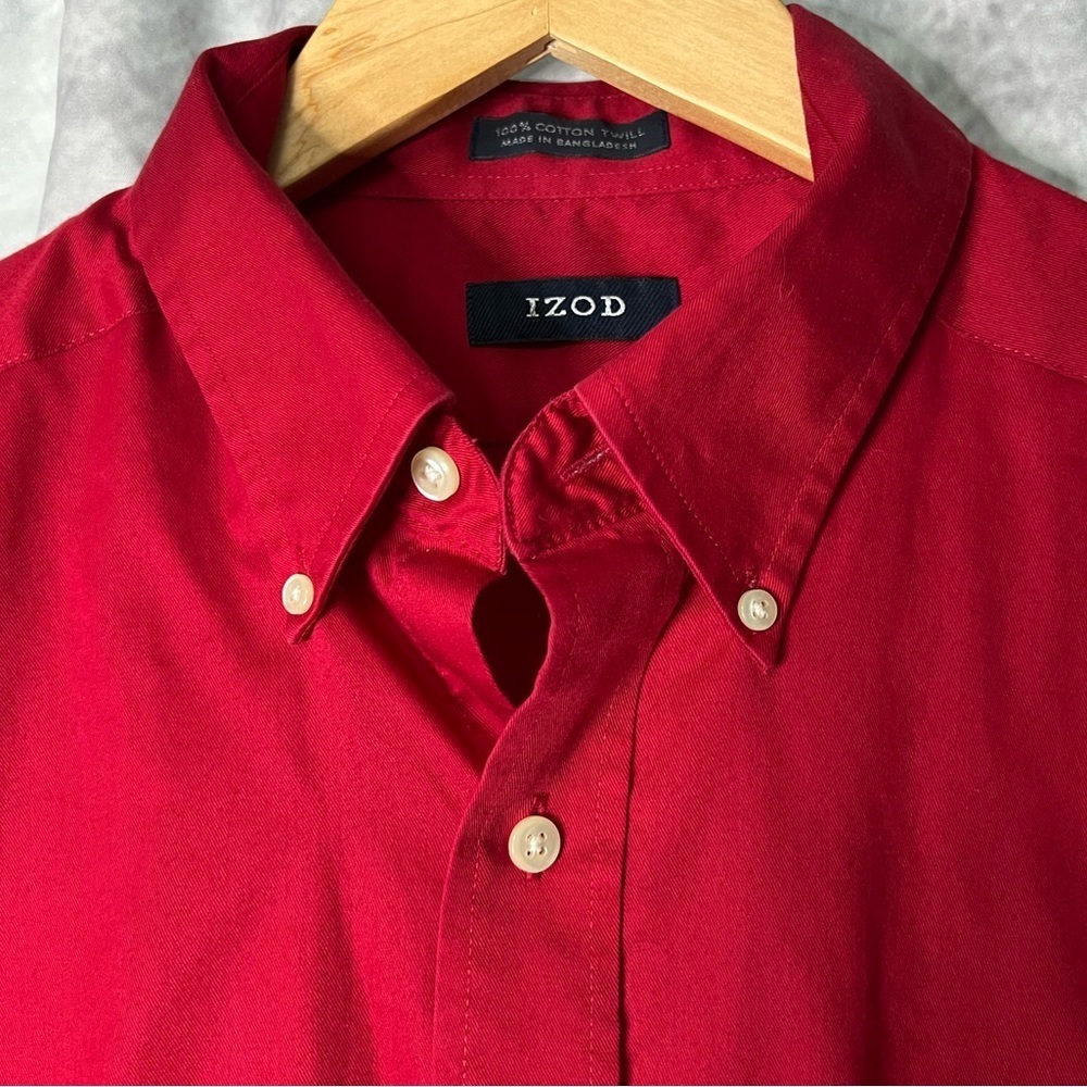 IZOD Crimson Red Cotton Twill Men's Button Down Shirt w Pocket - 16 1/2, 32/33 - Picture 3 of 8